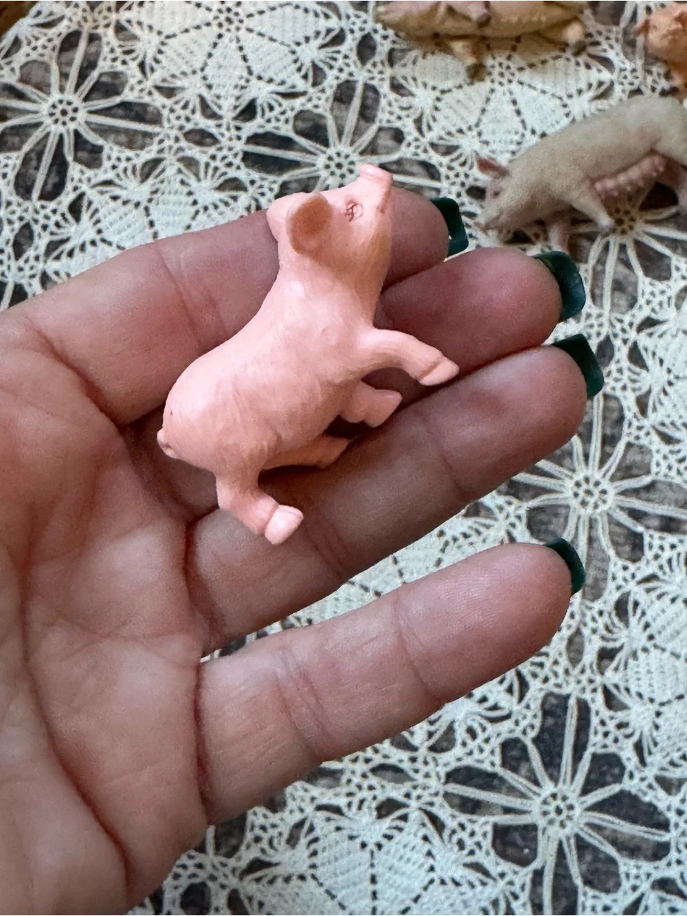 Vintage Pig Figurine Lot of 5 – Farm Animal Miniatures Mixed Styles